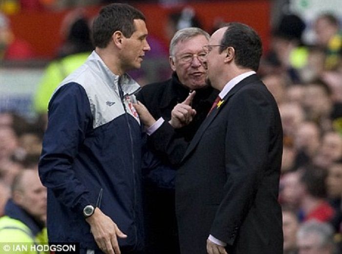 4_sir_alex_ferguson_i_rafa_benitez_111904_4062_big