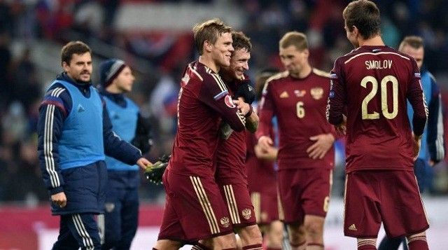 Wenger zainteresovan: Ruskog napadača nagovaraju da pređe u Arsenal