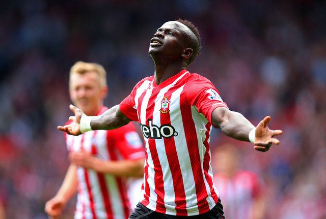 SOUTHAMPTON, ENGLAND - MAY 16: Sadio Mane of Southampton celebrates scoring the opening goal during the Barclays Premier League match between Southampton and Aston Villa at St Mary's Stadium on May 16, 2015 in Southampton, England. (Photo by Bryn Lennon/Getty Images) ORG XMIT: 498499971 ORIG FILE ID: 473580130