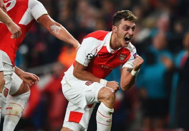 Mesut Ozil igrač mjeseca u Arsenalu