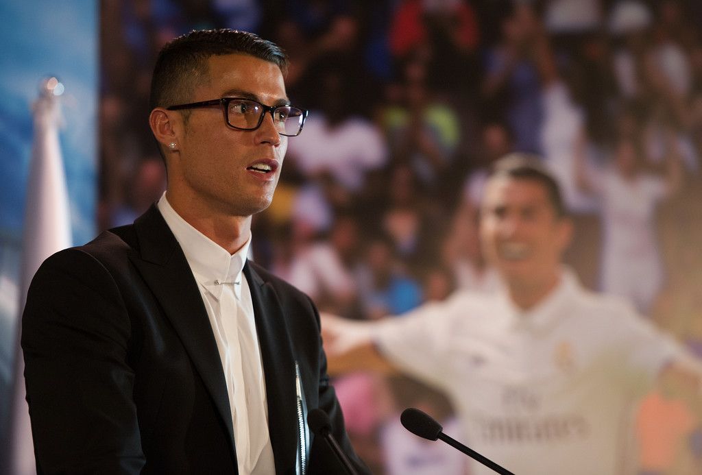 cristianoronaldocristianoronaldosignstfrzg2lq27ax