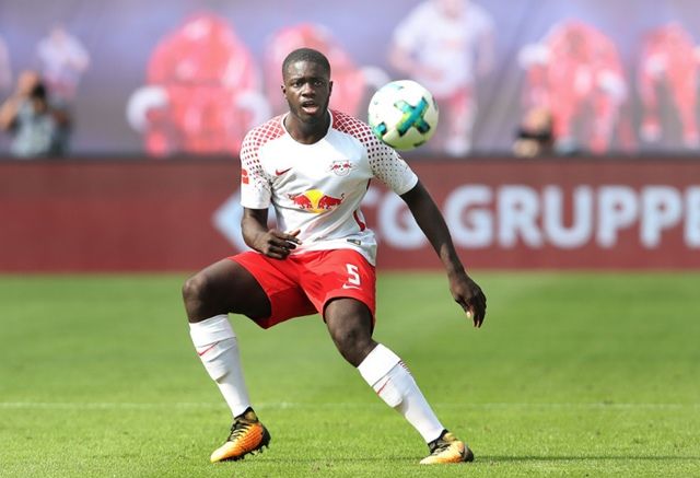 Upemecano želi u Manchester United