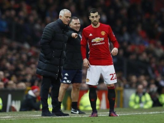 Transfer glasine: Mkhitaryan i Shaw napuštaju United, dva velika kluba žele Draxlera