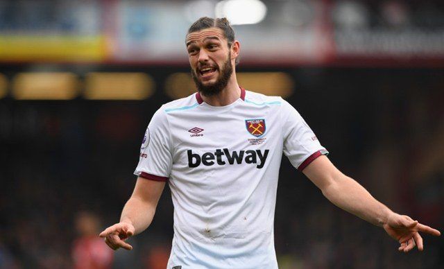 Nevjerovatan način na koji Carroll pokušava isforsirati transfer u Chelsea
