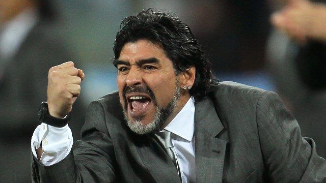 Maradona: On ne zna ništa, Higuain je deset puta bolji!