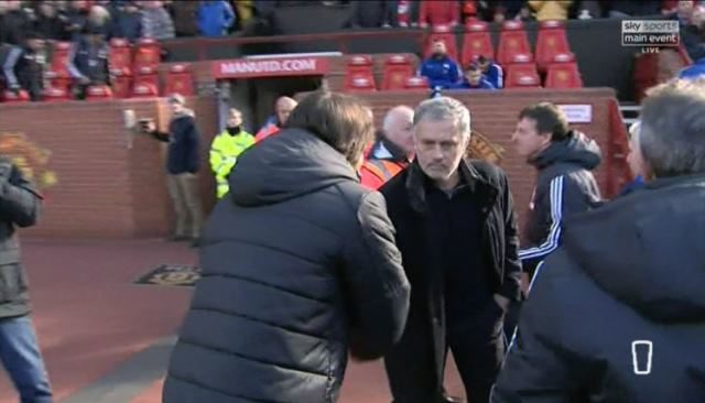 Mourinho objasnio zašto je se rukovao s Conteom