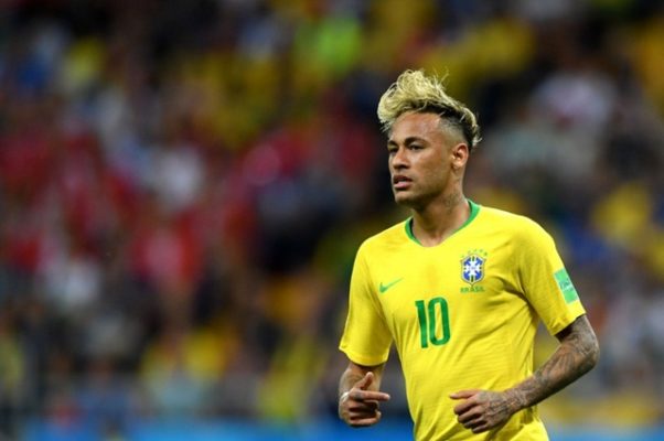 VELIKI ŠOK ZA BRAZIL: Neymar u bolovima napustio današnji trening, upitan njegov nastup protiv Kostarike!