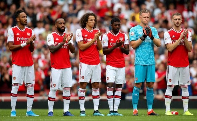 ARSENAL POSLAO PONUDU