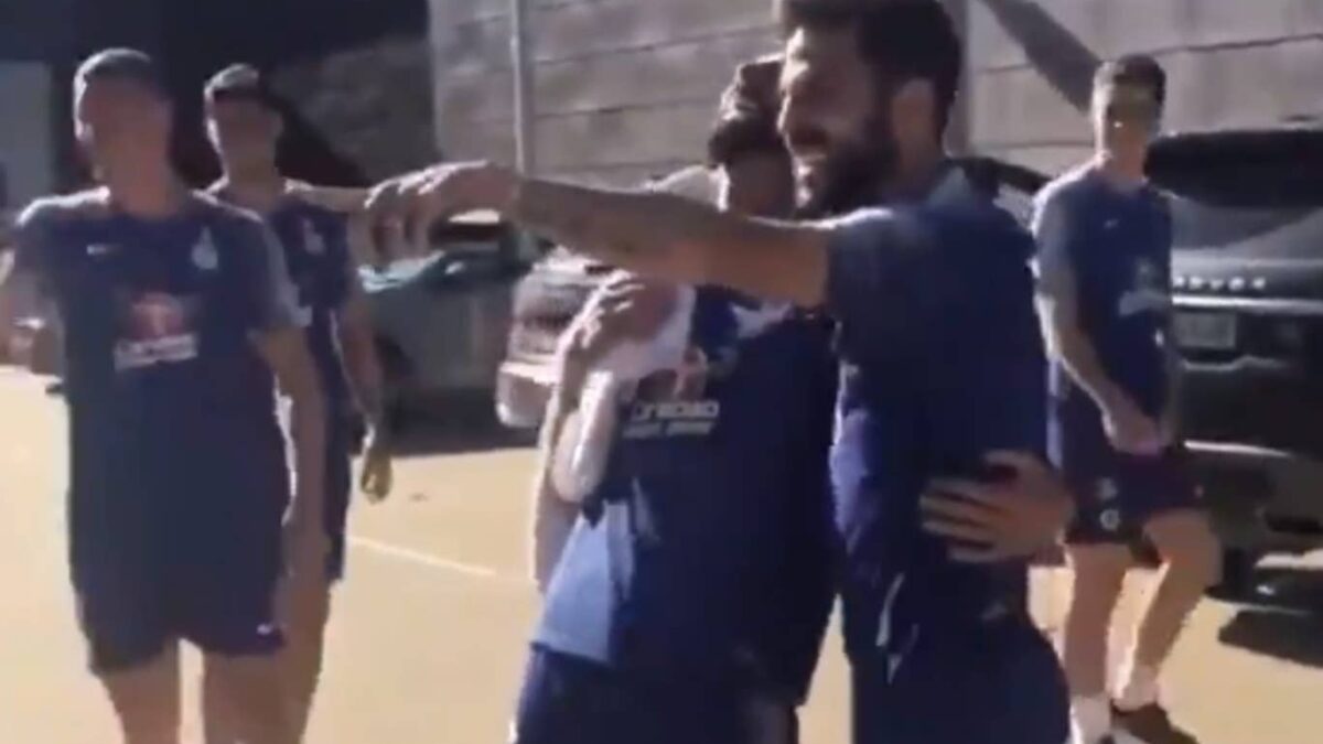 (VIDEO) Cesc Fabregas objasnio zašto je kupio Range Rovera za Willy Caballera dok je bio u Chelseaju!