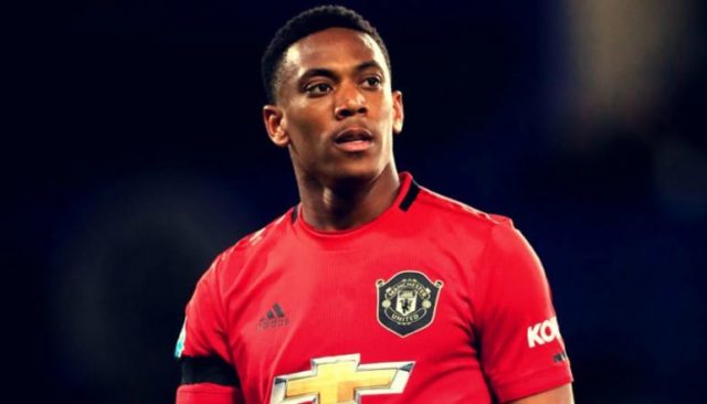 Manchester United prodaje