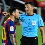 lionel-messi-and-referee-jesus-gil-manzano