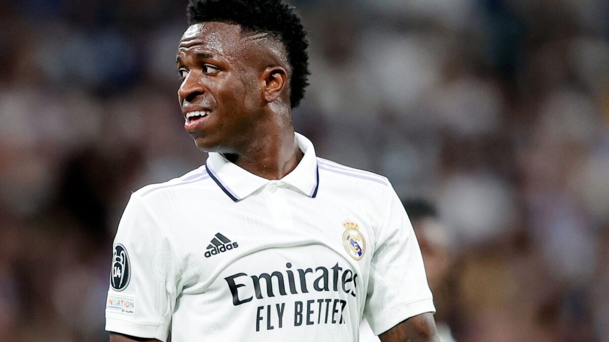 Vinicius Junior uradio novu tetovažu preko cijelih leđa. Pogledajte kako izgleda!