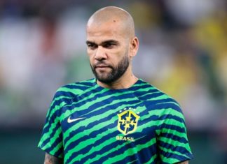 Dani Alves preuzima portugalski klub i vraća se na teren