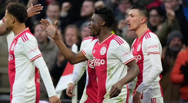 Ajax stavio 21 igrača na transfer-listu