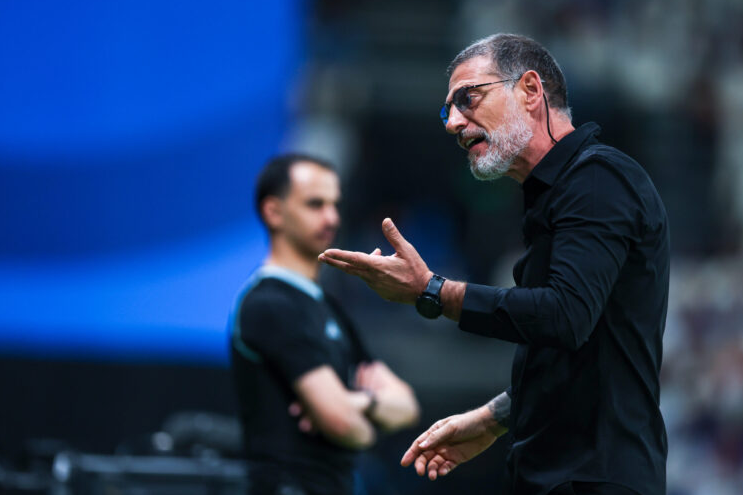 Slaven Bilić, izbornik Hrvatske, uz aut-liniju