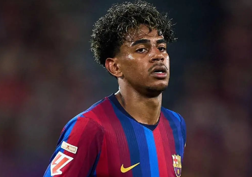 Lamine Yamal u dresu Barcelone
