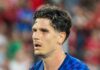 Matanović transfer: United ga gleda kao prvog napadača, Freiburg traži 60 milijuna eura Igor Matanović u plavom dresu hrvatske reprezentacije s brojem 20