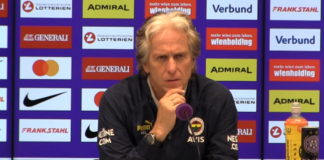 Sindikat igrača apelira na pomirenje s Ronaldom, a Marca tvrdi da su ga Jesus i Proença pokušali zaustaviti na aerodromu Jorge Jesus, izbornik Portugala, na konferenciji za medije