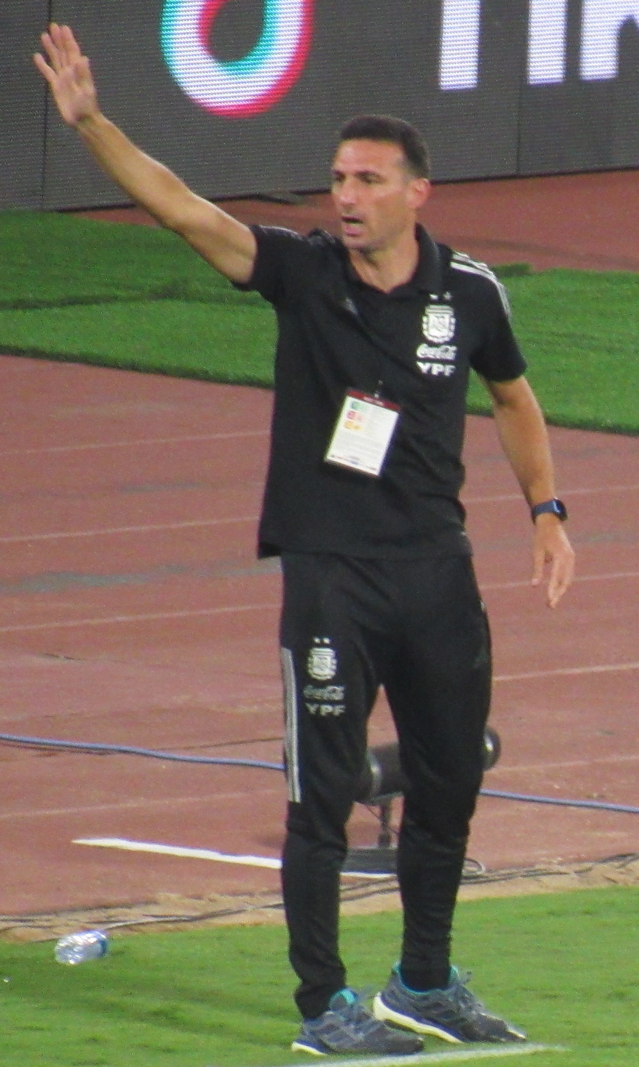 Lionel Scaloni, izbornik Argentine, uz teren tijekom utakmice