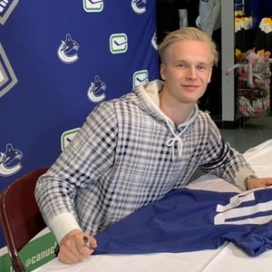Elias Pettersson, Vancouver Canucks