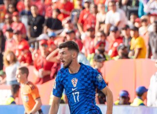 Sučić i Inter: gol Parmi u 13. minuti, Chivu hvali, a večeras čeka Club Brugge Petar Sučić u plavom dresu Hrvatske s brojem 17 vodi loptu tijekom utakmice Hrvatska – Portugal na Svjetskom prvenstvu 2026.